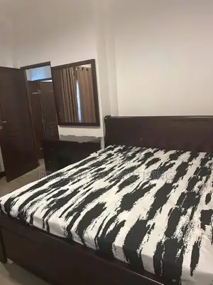 3 Storey house for rent in Colombo 5