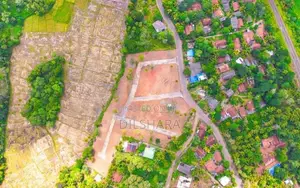Matara කැකනදුරෙන් ප්‍රධාන මර්ගයෙන් ඉඩමක්