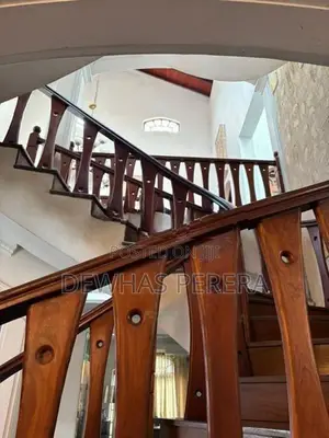 super luxury3 story house Wattala city
