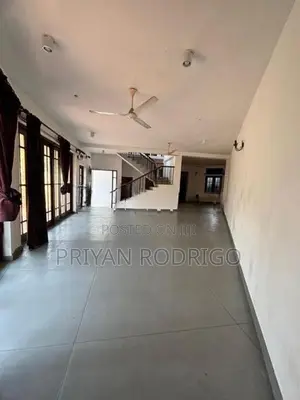 Rajagiriya - Kalapaluwawa 04 Bedroom Upstair House at 1st Lane for Sal