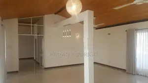 Kotte - Rajamahavihara Rd 09 BR 03 Unit House on 30 Perches for Sale