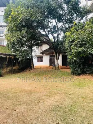 Kottawa - Town Area Commercial Building with 25 Perch for Sale