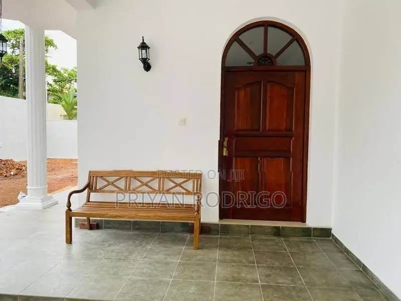 Rathmalana - Nelumpura Fully Furnished 05 Bedroom House for Sale