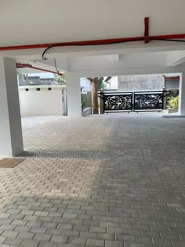 LUXURY APARTMENT FOR SALE WATTALA CHI2517