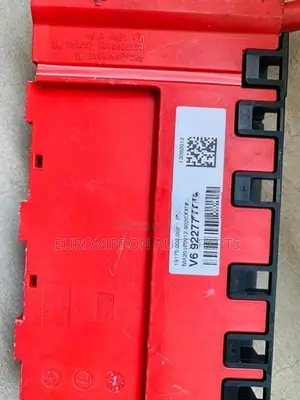 Genuine BMW 3 SERIES 320D Battery Power Distribution Box Module
