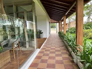 Luxury Modern Apartment - The Residencies Kotte