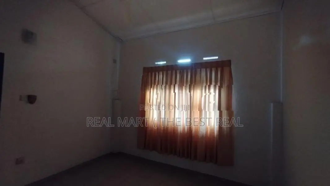 BATTARAMULLA : 2BR (1200sqft) LUXURY ANNEXE FOR RENT