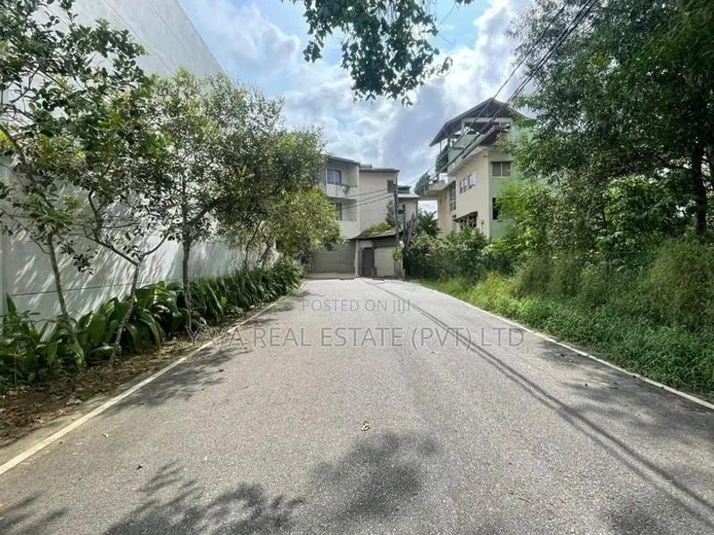 Highly Residential Land for Sale in Pelawatta