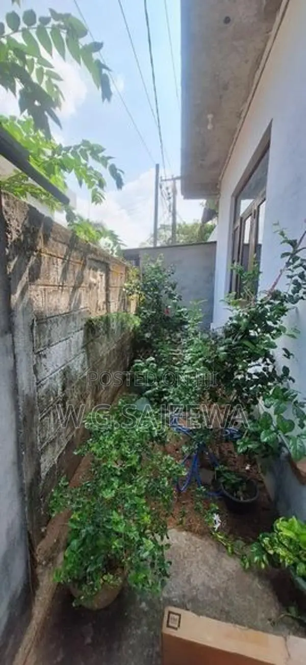 3 bedroom house for sale in Negombo Anderson road