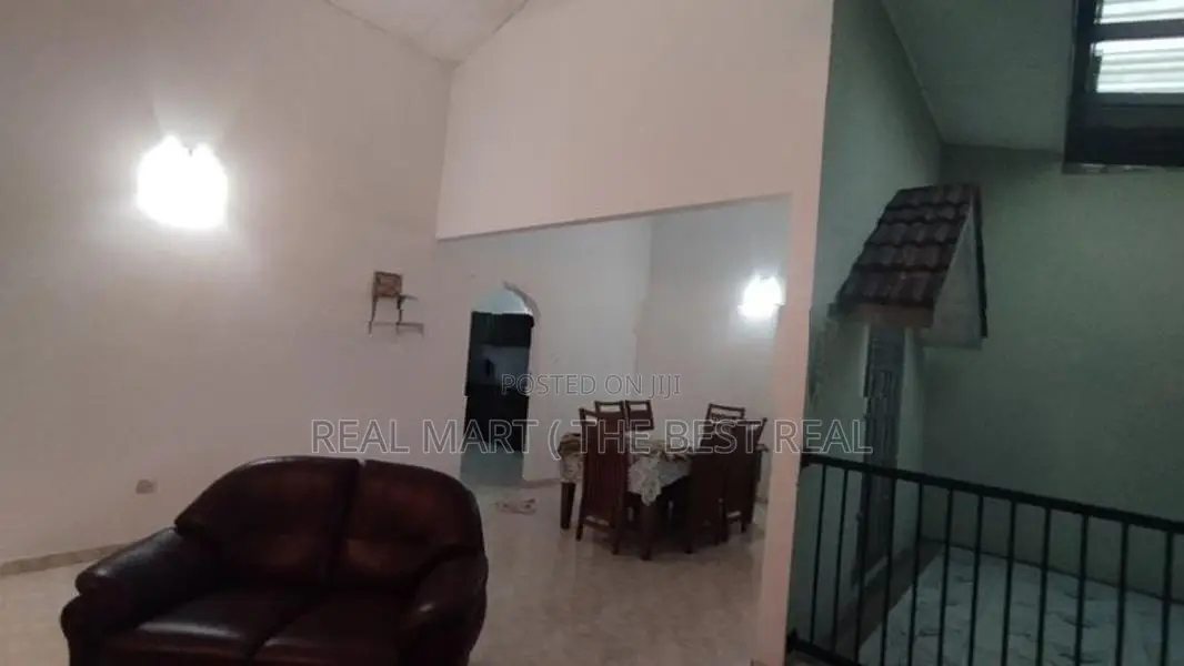 BATTARAMULLA : 2BR (1200sqft) LUXURY ANNEXE FOR RENT