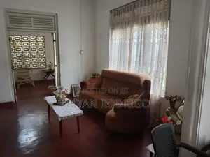 Nugegoda - Wijerama 15 Perches of Land with a Large Old House for Sale