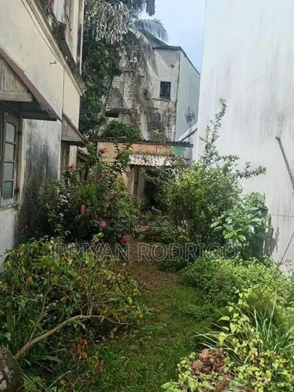 15.6 Perches of Valuable Land In the Heart Borella Town Area for Sale