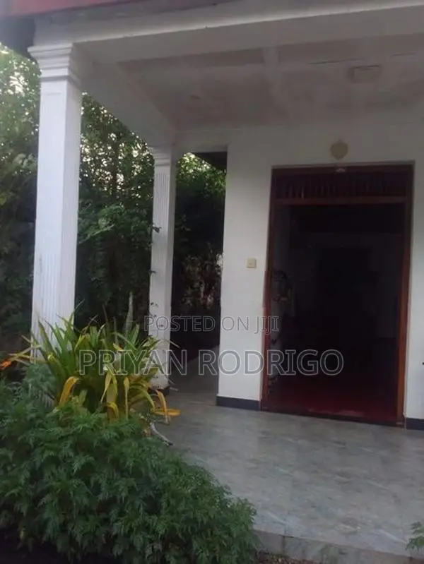 Malabe 41 Perches of Land with a 3000 sq. ft Livable House for Sale