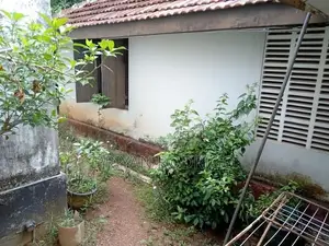 Nugegoda - Wijerama 15 Perches of Land with a Large Old House for Sale