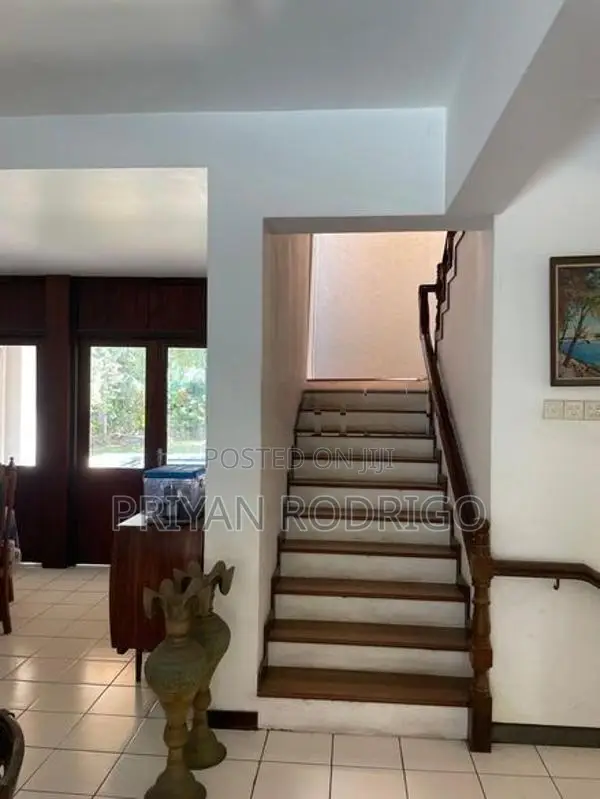 Nugegoda Pagoda Road, 5500sq.ft House with 80 Perches of Land