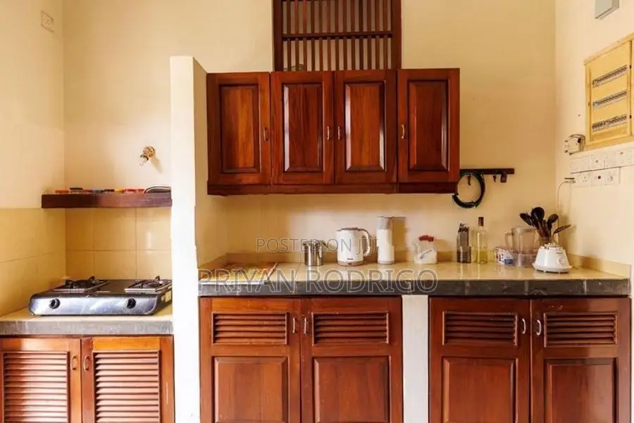 Dehiwela, Lake Road, a Luxurious House for Sale