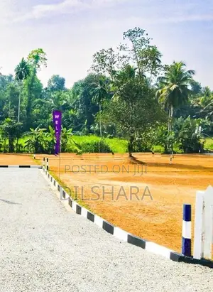 මාතරින් වෙල් යායකට මයිමිව ඉඩමක්