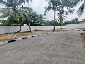 මීගමු පාරට නුදුරින් Residential Area එකකින් ඉඩමක්