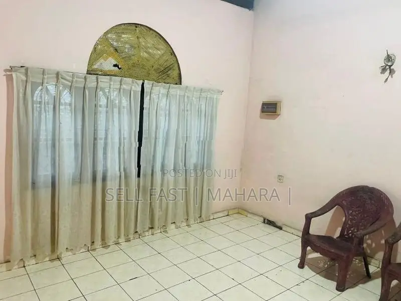 Upstairs House for Rent in Kiribathgoda