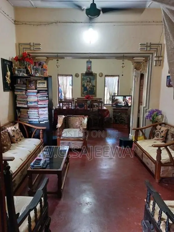 House for sale in Negombo Town