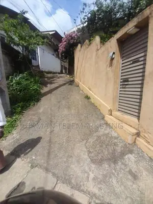Land with House for Sale in Kandy