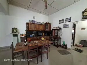 12.5 Perch Land With 2 Story House Sale In Boralesgamuwa Junction