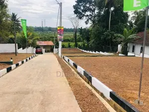 මාතර නගරසිමාවට ලගින් ඉඩමක්