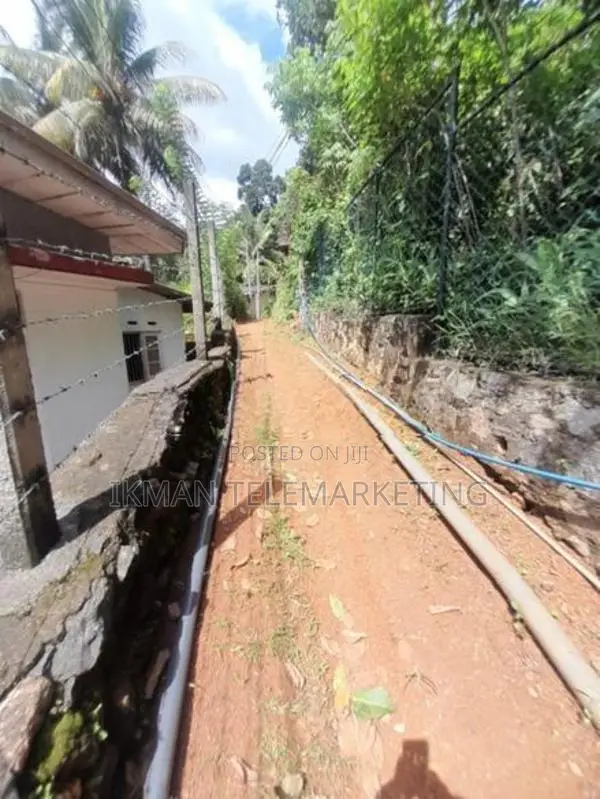 Land with House for Sale in Kandy