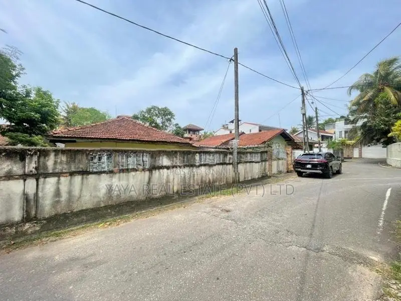 RESIDENTIAL LAND FOR SALE IN NUGEGODA