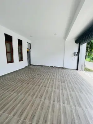 BRAND NEW LUXURY HOUSE FOR SALE IN TALAWATHUGODA