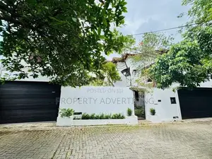 3 Storey house for sale in mirihana