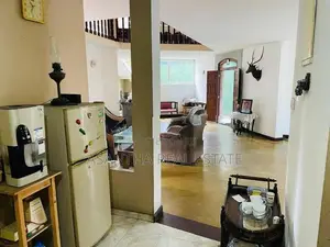 (AF895) 9.84 Perches of Land with House sale in Borelasgamuwa