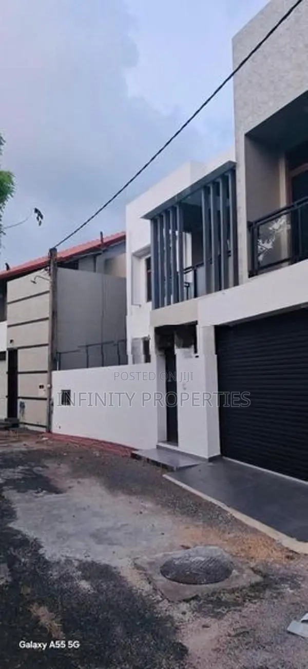 (AF887) Two storied luxury house for sale at CT GARDEN Piliyandala.