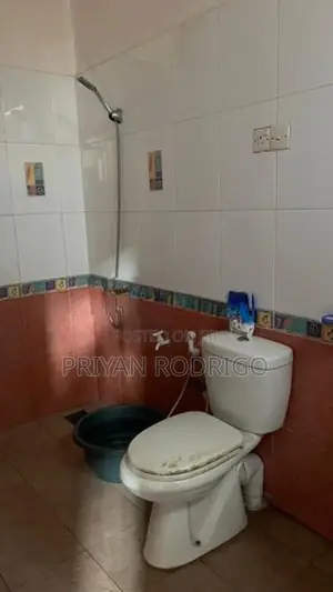 15 Perch Land with 05 Bedroom House for Sale Thalawathugoda