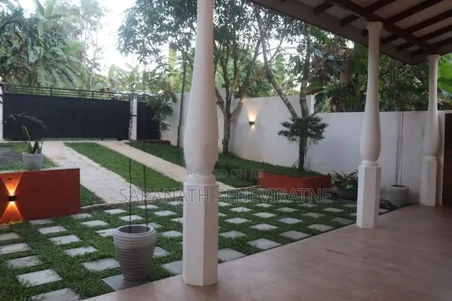 2 Storied Luxury House Kiriwaththuduwa Homagama
