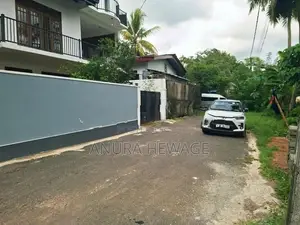 Land for Sale Bomiriya, Kaduwela. (ID : KADU013)