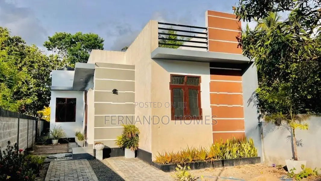 මීගමුවෙ කටුවපිටියෙන් තවත් ලස්සන වටිනා නිවසක් විකිණීමට මීගමුව