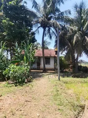 Land for Sale Muthur
