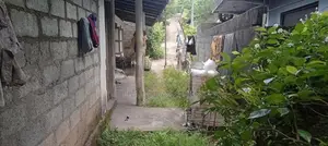 මකොලින් අගනා නිවසක් සහිතව ඉඩමක්