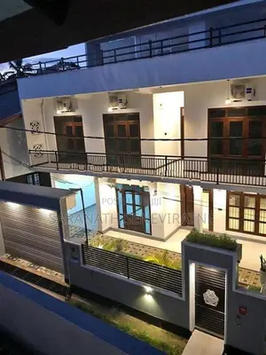 Stunning 7 perch modern living house for sale in Horana