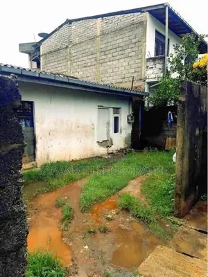 Old house for Land Value facing 2nd lane Kesbewa Road Delkanda Nugegod