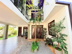 Battaramulla Luxurious Brand New House for Sale In Lake Road