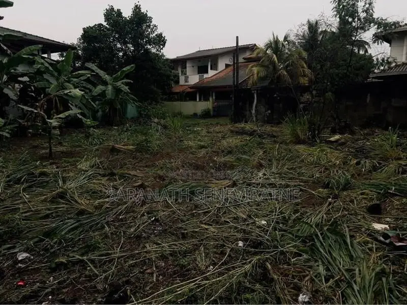Land for sale Old Kesbewa Road, Delkanda near Pepiliyana water Reserve