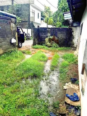 Old house for Land Value facing 2nd lane Kesbewa Road Delkanda Nugegod