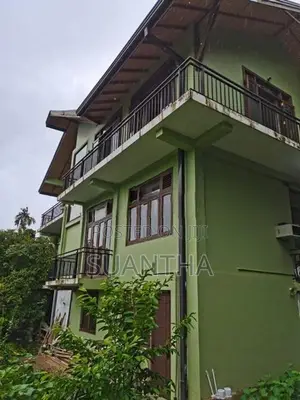 Luxury House For Sale - Peradeniya Gannoruwa