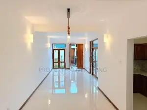 Brand New Luxury House For Sale in Thalawathugoda