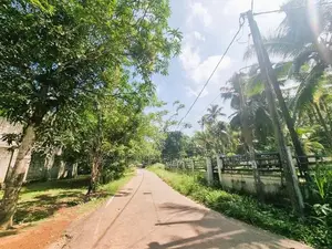 මීරිගමෙන් පර්චස් 16 ක වටිනා බිම් කොටසක්