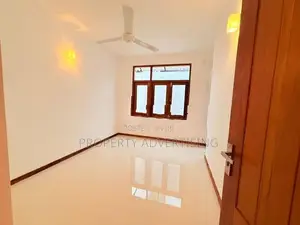 Brand New Luxury House For Sale in Thalawathugoda