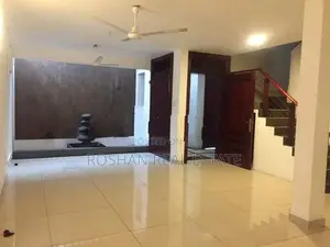 MODERN HOUSE FOR RENT COLOMBO 3 BOYD PLACE AS2530