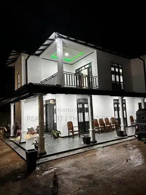 Kalutara : 4BR (20P) 2-Storey Modern House for Sale in Thudugala